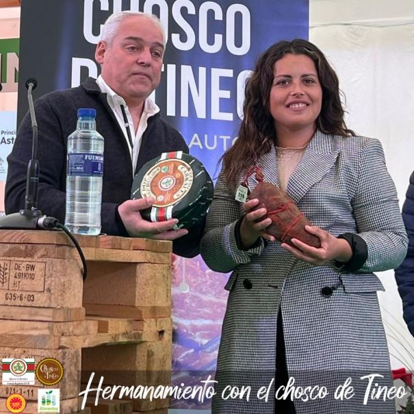 Hermanamiento entre la DOP Cabrales y la IGP Chosco de Tineo